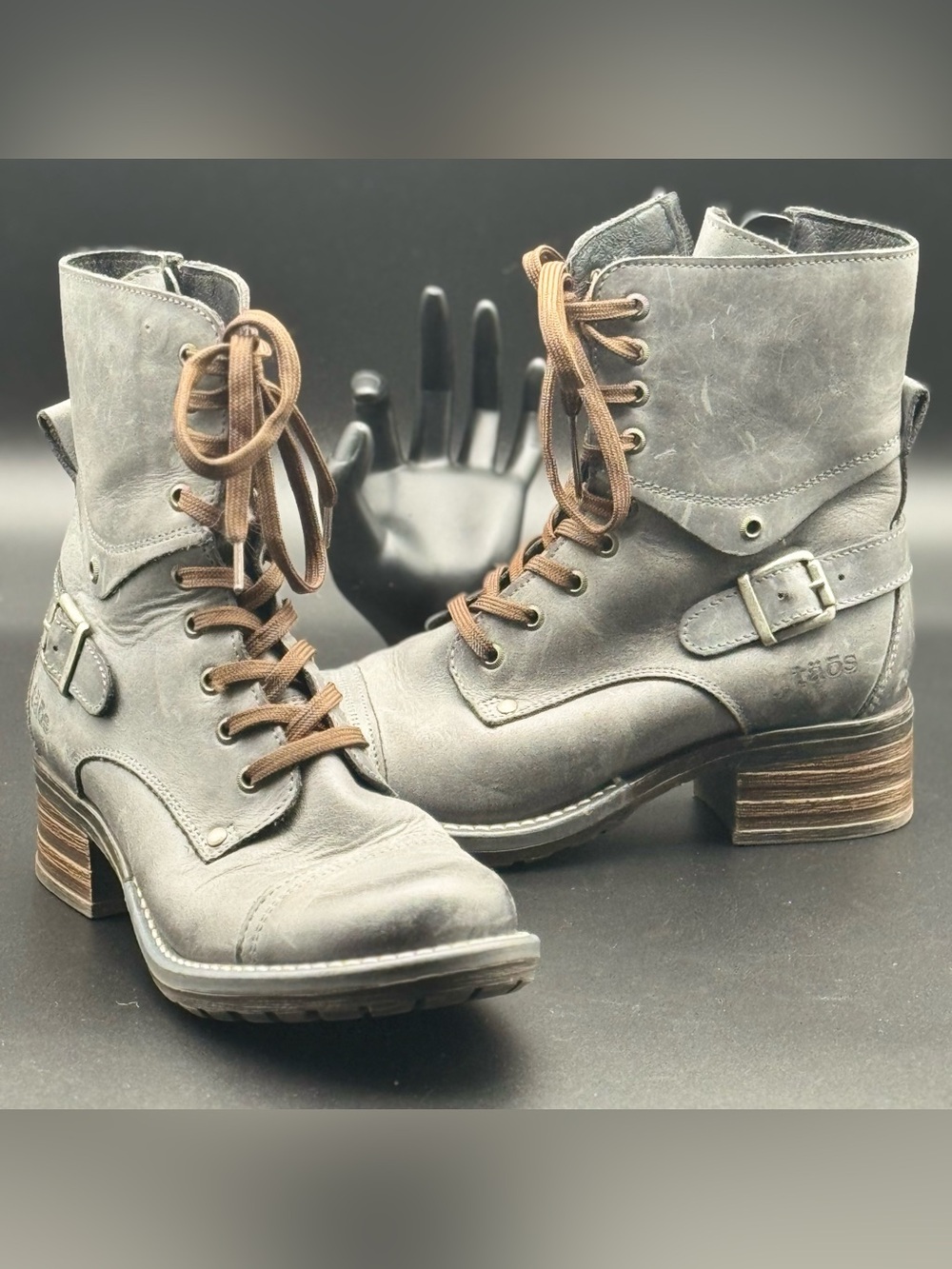 Taos Women's Wash Gray Boots